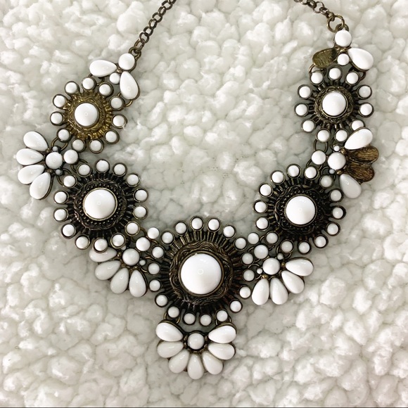 White and Gold Statement Necklace - Picture 3 of 5